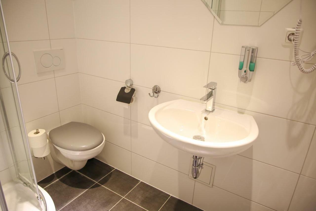Franken Motel Fürth Esterno foto